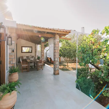 La Casetta Della Nonna Villa Lárdosz